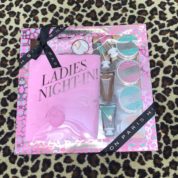 Paris Hilton | Bath & Body | Paris Hilton Ladies Night In Bath Set ...